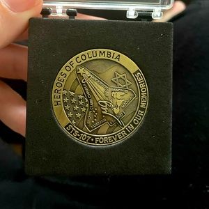 Heroes of Columbia coin/token